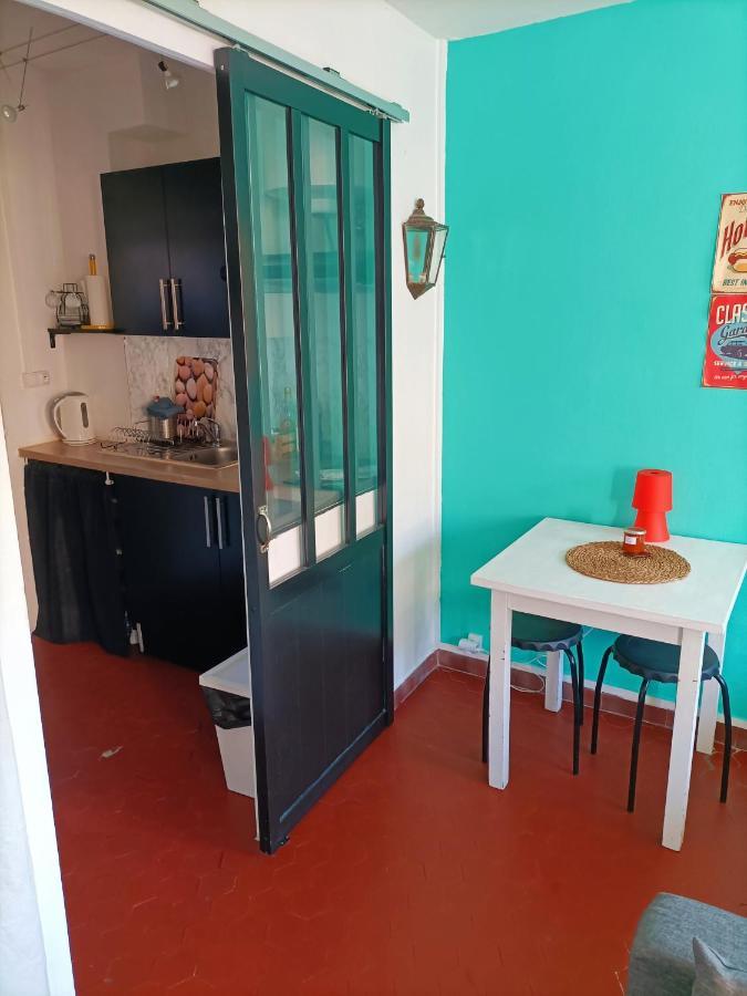 Studio Intra-Murros "Le Nid" Avinhão Exterior foto